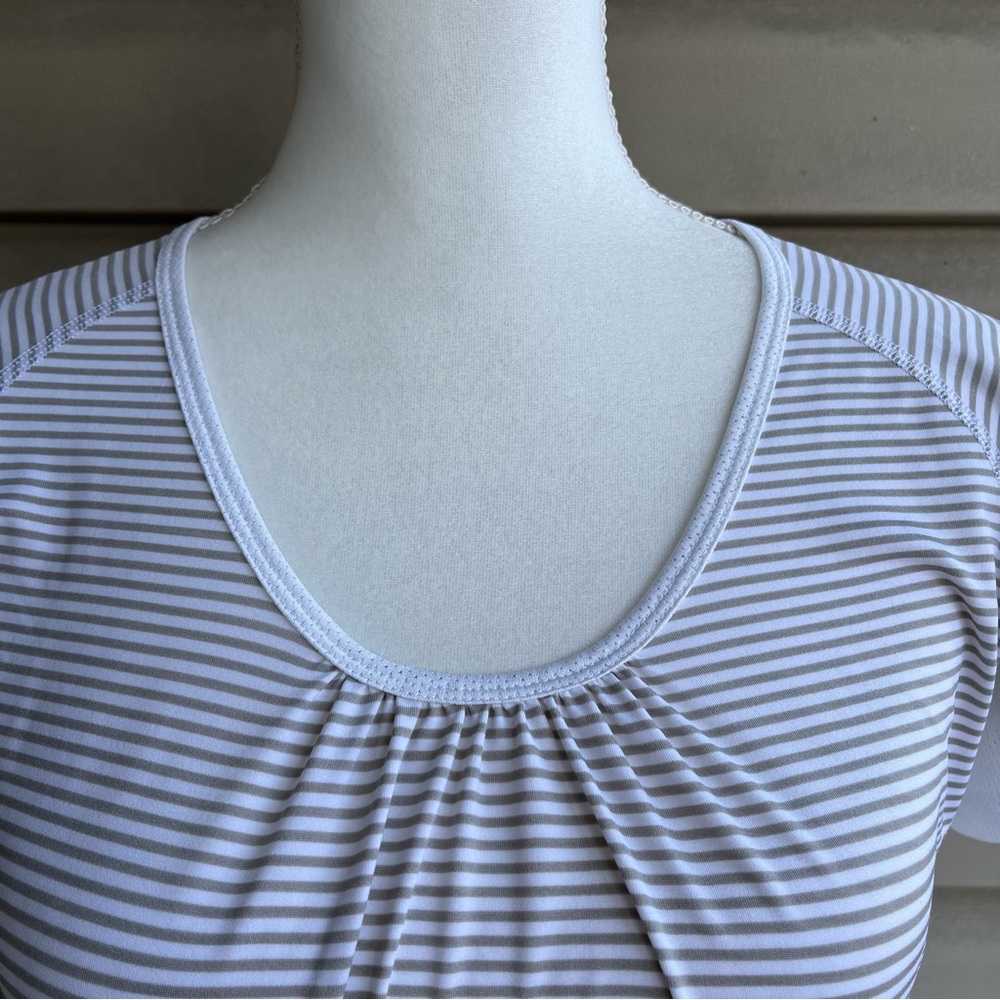 •Eddie Bauer• Short Sleeved Striped Workout Top - Size Small - Picture 3 of 7